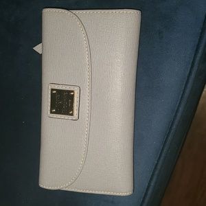 Dooney & Bourke Leather wallet
